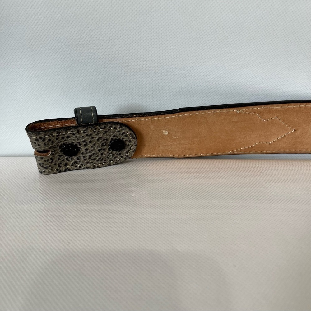 Vintage Riata Western Gray Leather Belt - Picture 5 of 8